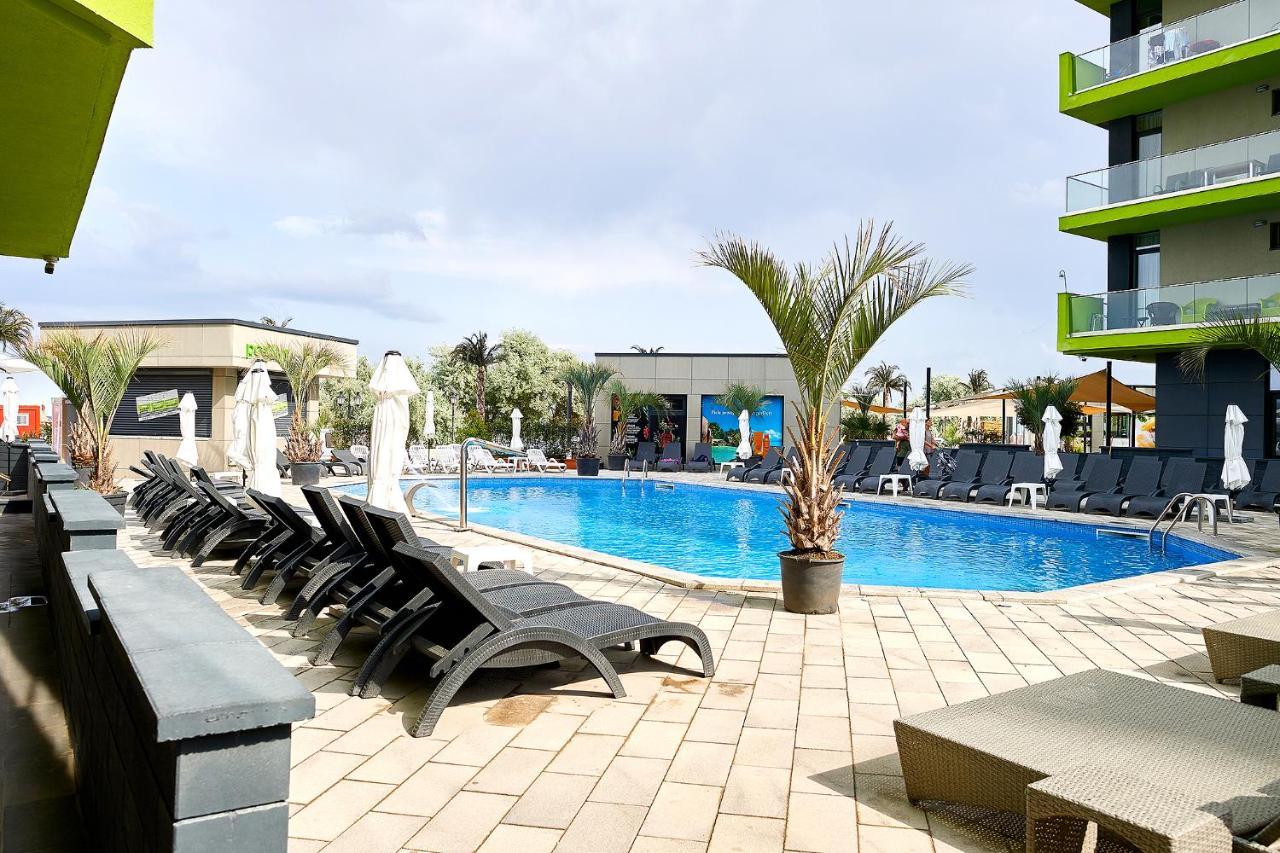 Glamour Sea View Family Apartments - Spa N Pools Resort Mamaia Εξωτερικό φωτογραφία