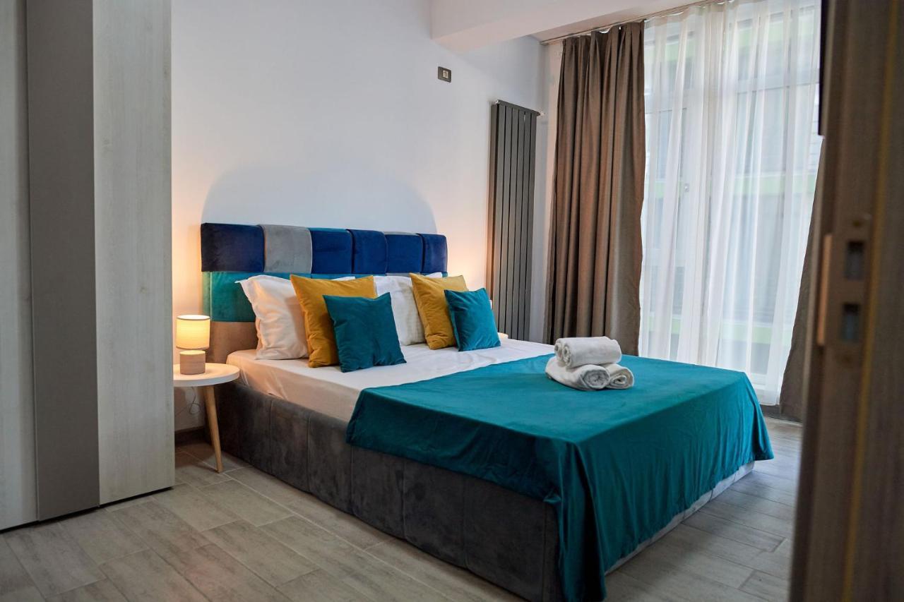 Glamour Sea View Family Apartments - Spa N Pools Resort Mamaia Εξωτερικό φωτογραφία